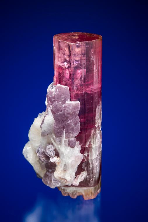 ELBAITE with LEPIDOLITE and ALBITE var. Cleavelandite
